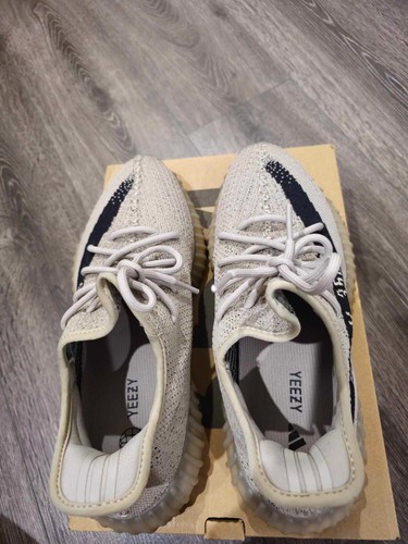 YEEZY 350 V2 SLATE CORE BLACK ADIDAS BOOST US10 UK9.5 AUTHENTIC - Picture 3 of 10