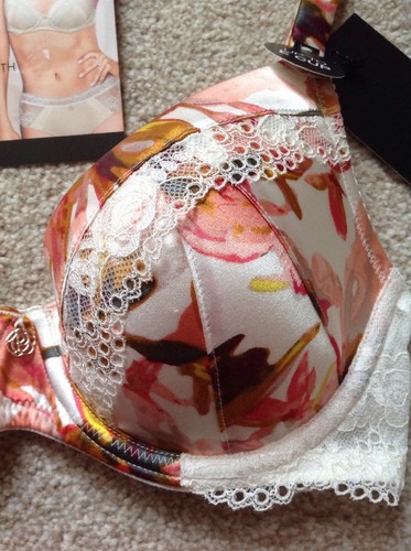 Reggiseno imbottito coppa intera M&S taglia 30C Rosie per autografo misto seta pizzo panna pesca - Foto 3 di 6