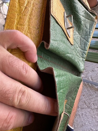 Alte Arbeitstasche Ledertasche 70er Jahre DDR Ranzen Gelb Grün - Bild 4 von 9