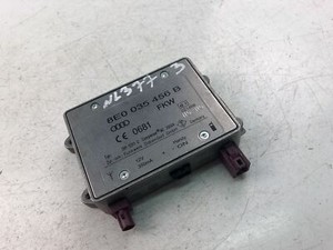 AUDI A4 8EC, B7 Antennenverstärker  8E0035456B 2005 18177149