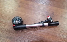 Bontrager Suspension Fork Shock Pump w Pressure fits Fox & RockShox 400psi