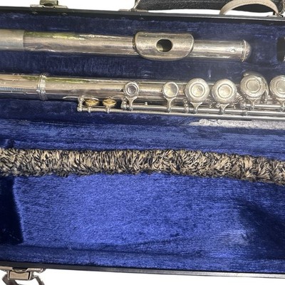 Armstrong #104 USA Student Flute in Case | eBay