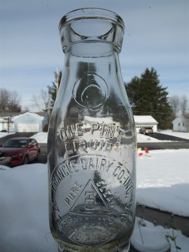 TREP Milk Bottle Triangle Dairy Co Inc 37-39 Dirksen Ave Avenue 1925 LOCATION??? - Picture 2 of 2