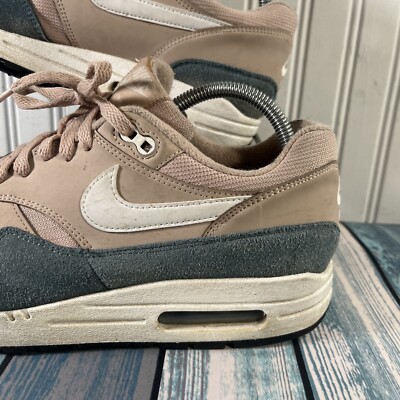 nike air 200 foot locker