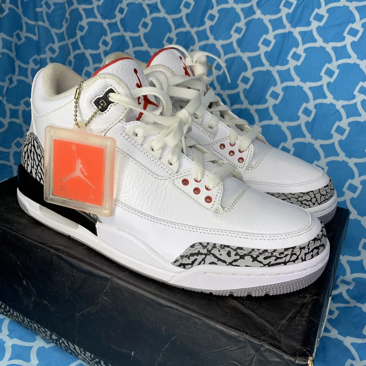 Jordan retro sales 3 mens white