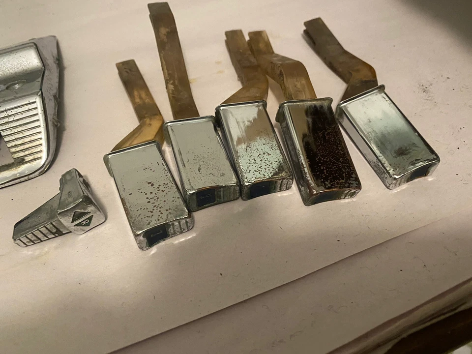 Chrysler 300 Newport New Yorker 1961 1961 cambio automático bisel pulsadores Foto 2 de 4