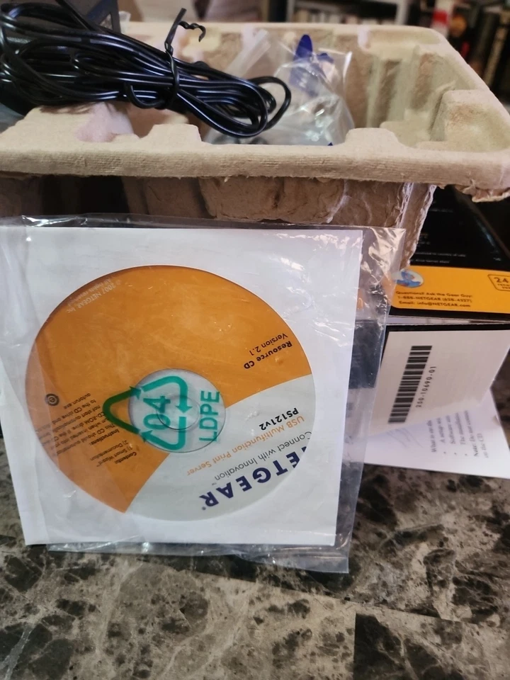 Netgear USB Multifunction Print Server - Printer Share PS121 NA - Image 4 of 4