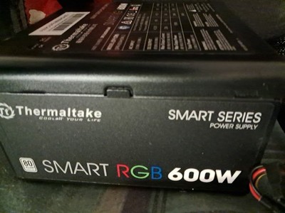 Thermaltake Smart RGB 600W PC-Netzteil, Schwarz, 80 Plus