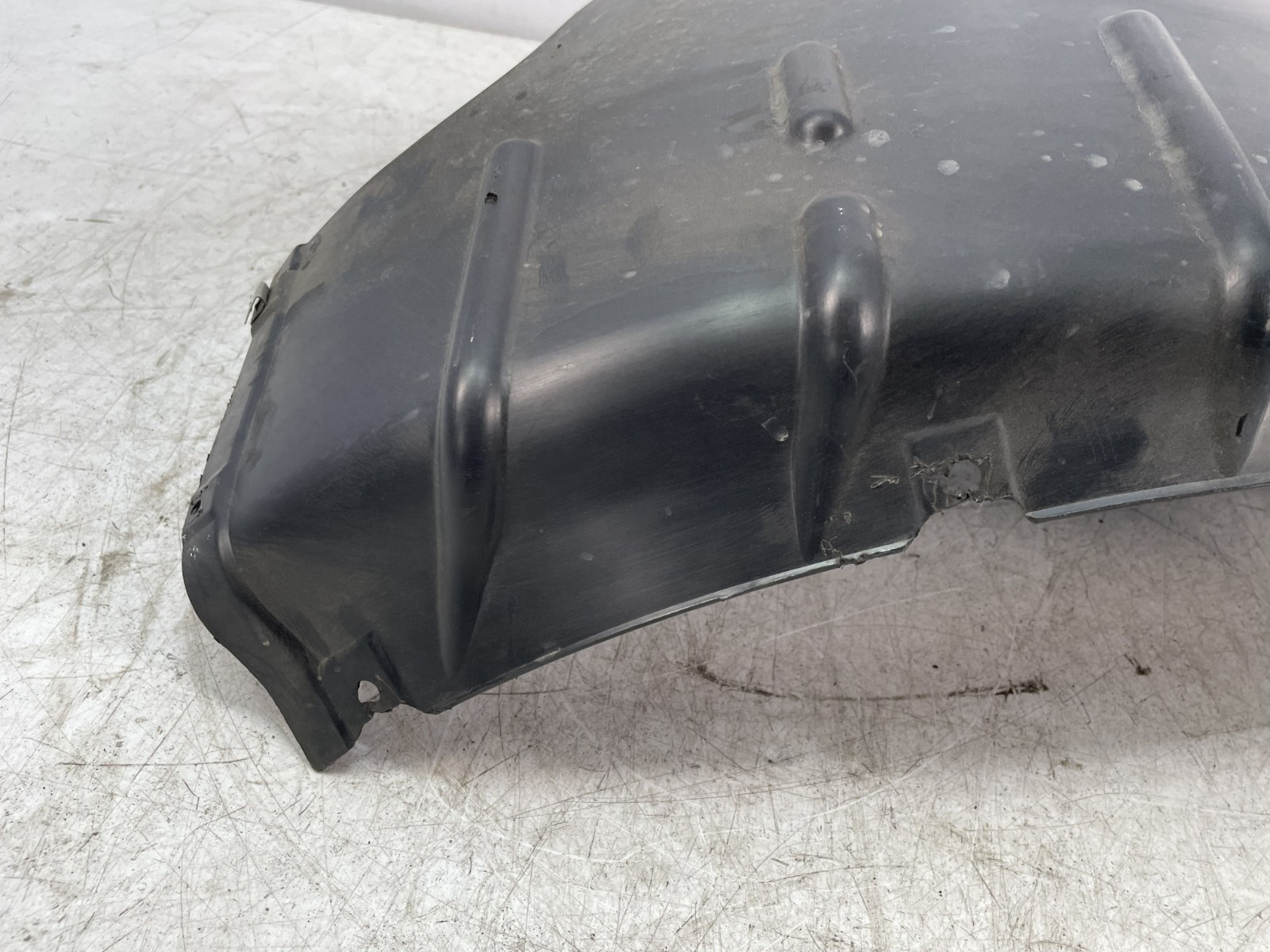 ✅ 2012-2018 OEM Bentley Continental GT GTC Front Right Passenger Fender Liner