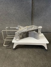 VOLLRATH 0694N 3/16" Tomato Slicer with Scalloped Blades, No Box