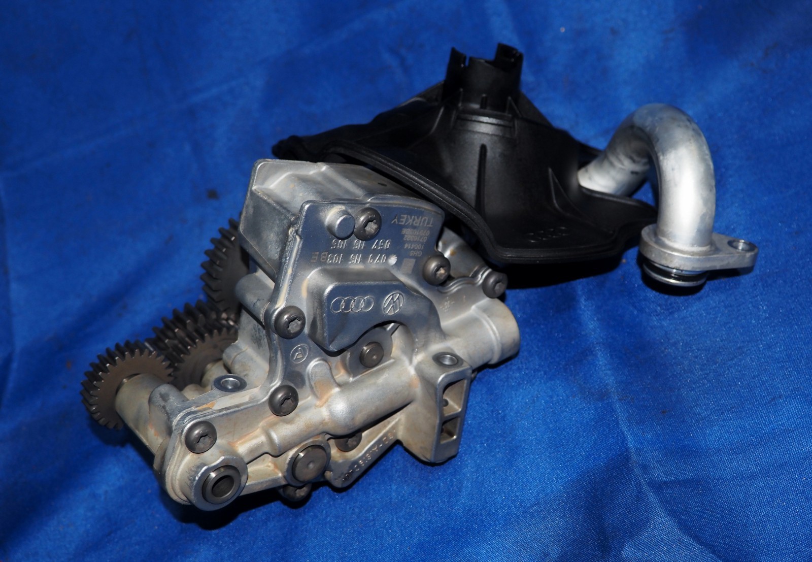 2013-2018 Bentley Continental GT GTC Spur 4.0L Engine Oil Pump Assembly 37K Mi!