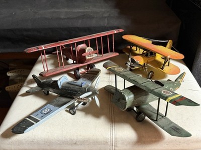 Fun Vintage Wooden Airplanes for Child and Nursery Decoration (Set of 4)