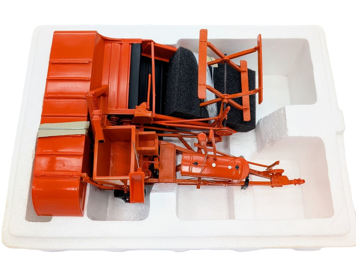 1/16 Allis Chalmers Model 60 All Crop Pull Type Combine | eBay