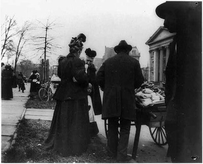 Photo:Washington DC White House Easter Egg Roll Street Vendor Cart 1898