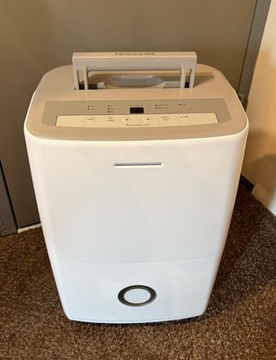 Frigidaire Dehumidifier FFAD5033R10