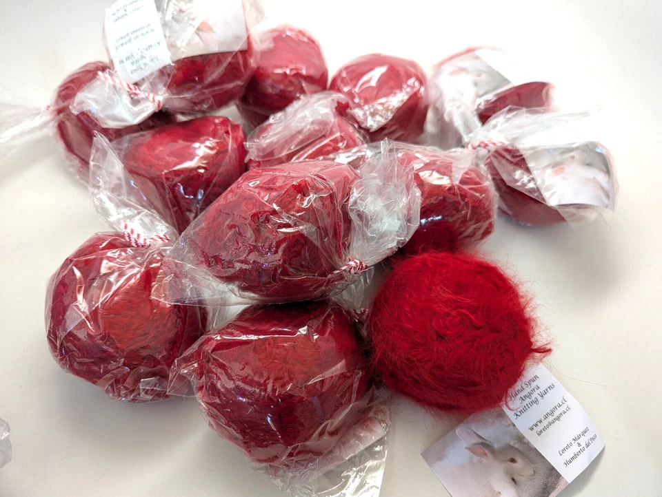 Lápiz labial rojo 100 % angora DK bola hilada a mano 50 gr/100 yardas - más disponible SM Foto 2 de 3