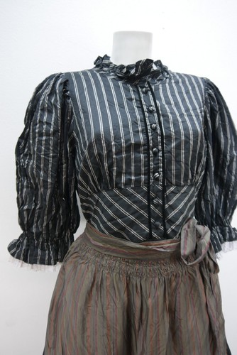 Dirndl Salzburger Seide/BW schwarz Puffärmel Samt Streifen Spitze Schürze Gr.42 - Bild 6 von 6