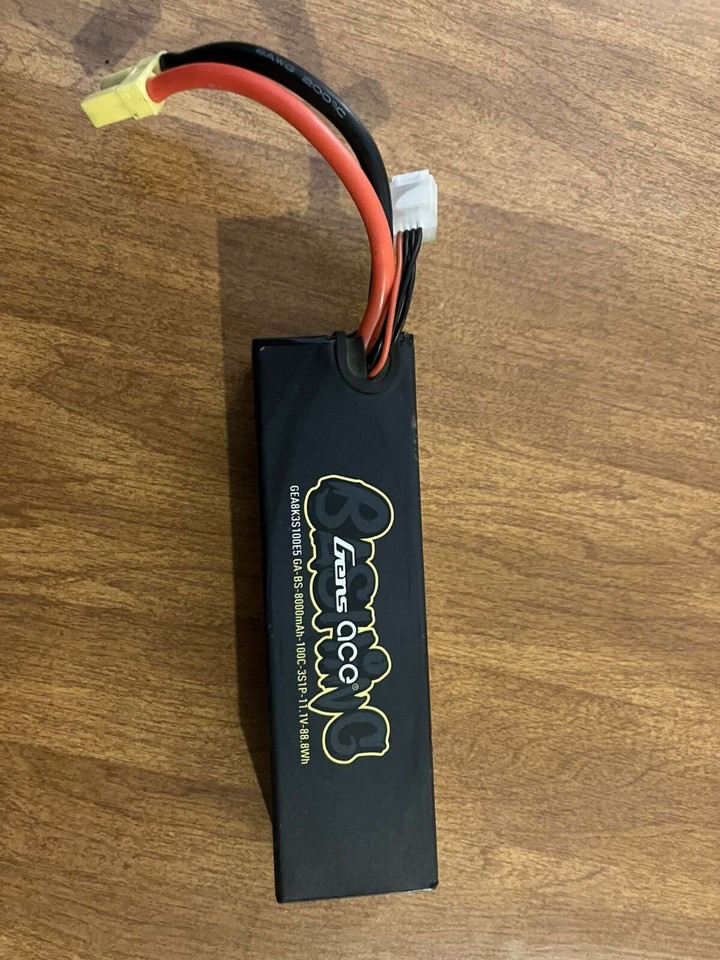 Gens Ace G-Tech Bashing Pro 11.1V 100C 8000mAh 3S LiPo Battery With EC5 Plug For 1/8 & 1/10 Scale RC Cars & Trucks