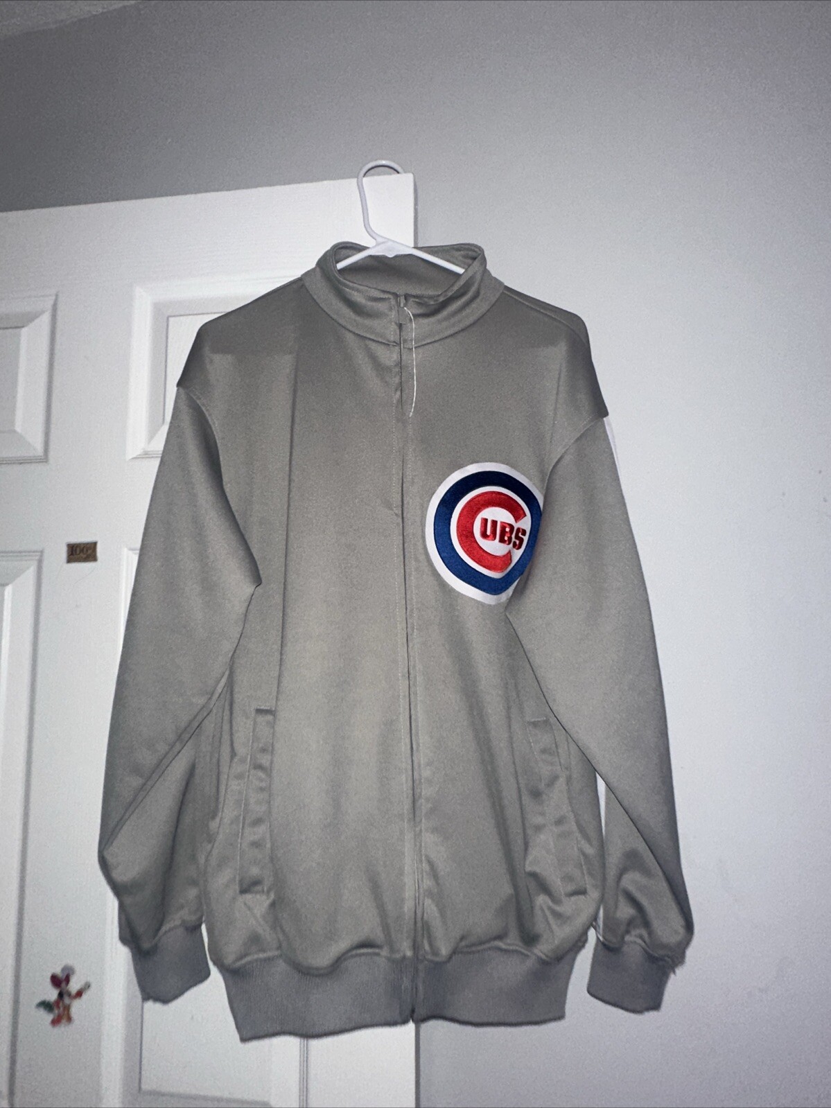 Picture 1 of 4