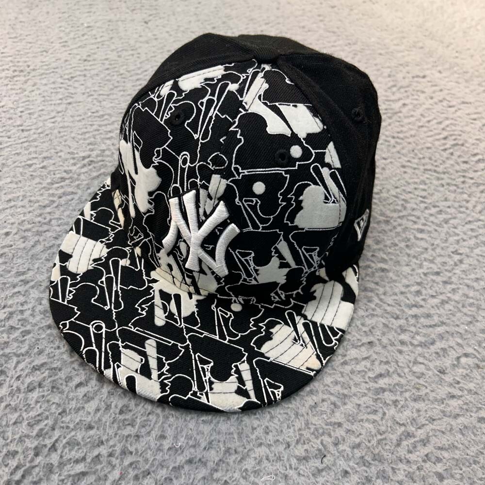 New York Yankees Hat Cap Men 7 1/4 Fitted   New Era Felted