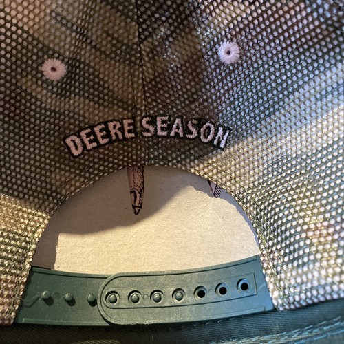 John Deere Pink And Green Camo Mesh Women's Trucker Snapback Deere Season Hat - Picture 4 of 4