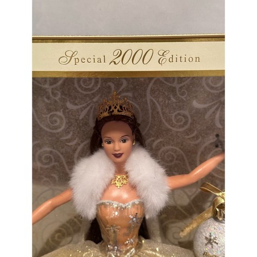 Barbie Doll Special Edition 2000 white and gold Celebration Teresa brunette Y2K - Picture 6 of 9