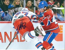 Autographed SVEN ANDRIGHETTO Montreal Canadiens Photo -  w/ COA