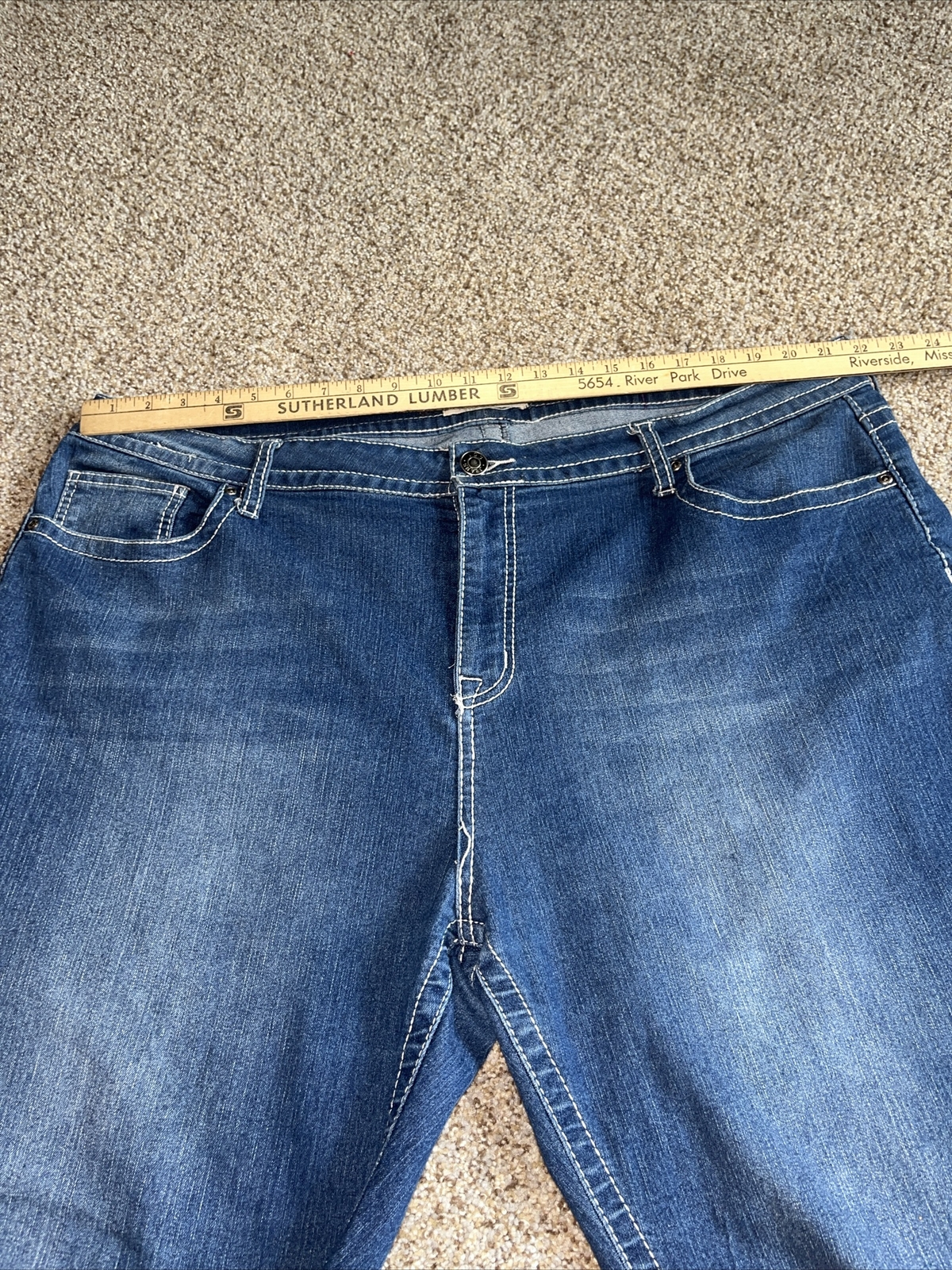 VGS Vigoss Jean Womens 24 Blue Denim For All Time Embroidered Capri 43 X 19 - View 7