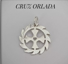 CRUZ ORLADA  BENJAMIN SOLARI PARRAVICINI PLATA 925  2CM