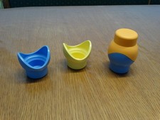 Tupperware 4 Eierbecher Junge Welle Eierwärmer Platzsparend   -G