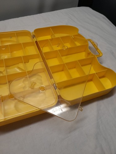 Vintage 1983 Smurf Yellow Suitcase Storage Carry Case - Picture 16 of 16
