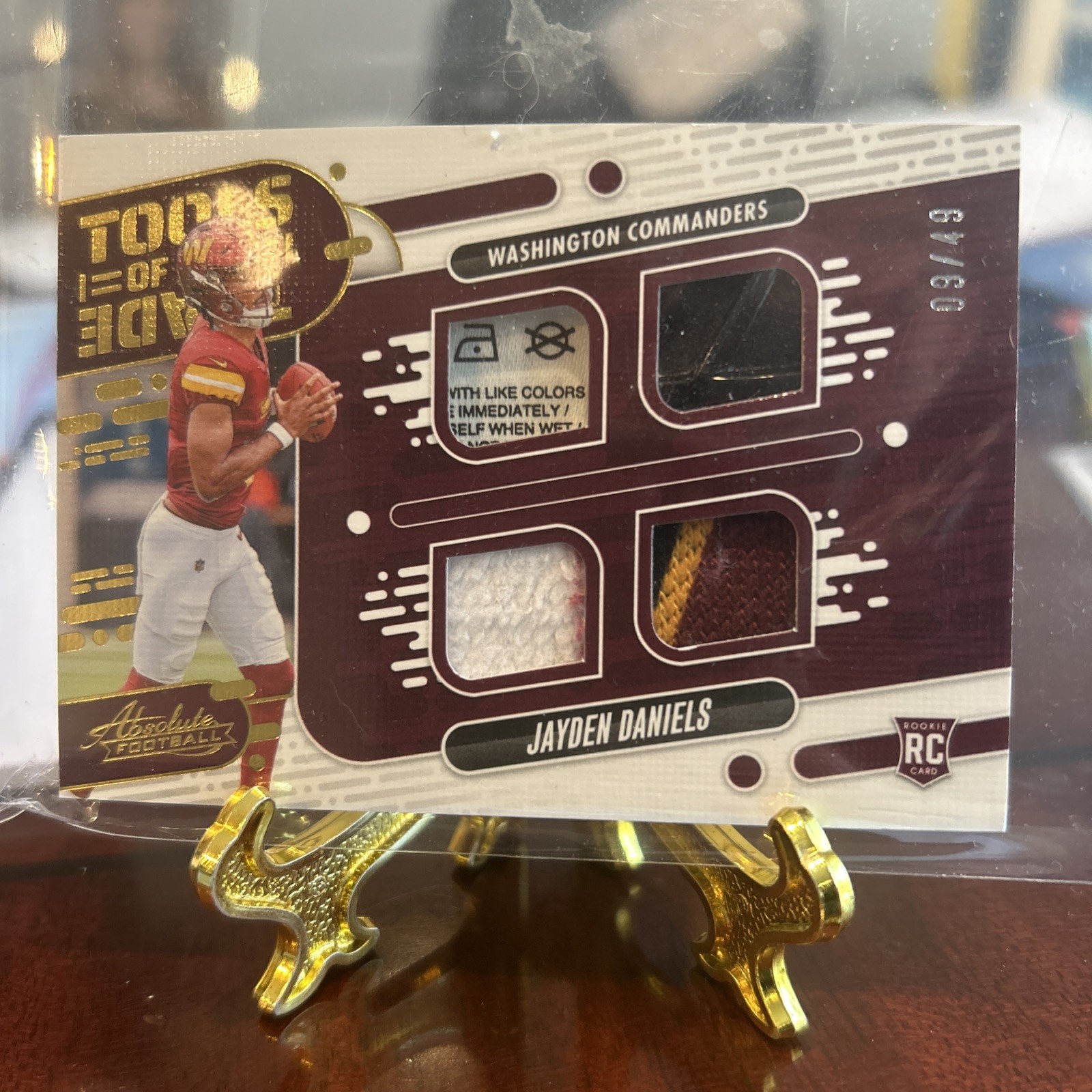 Jayden Daniels Panini Absolute Tools of the Trade Relic #TOTJDS Prime