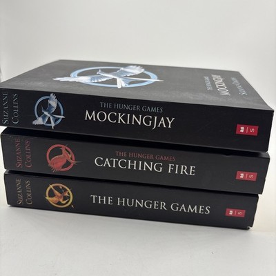Suzanne Collins The Hunger Games Trilogy 3 Set: Catching Fire Mockingjay 2013