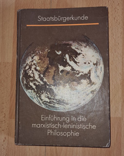 Staatsbürgerkunde marxistisch leninistische Philosophie 1988 Schulbuch DDR SED
