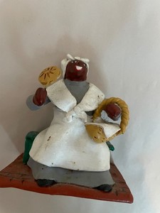 1990 NANINE BYRNE SIMMONS FIGURINE CREOLE LADY New Orleans