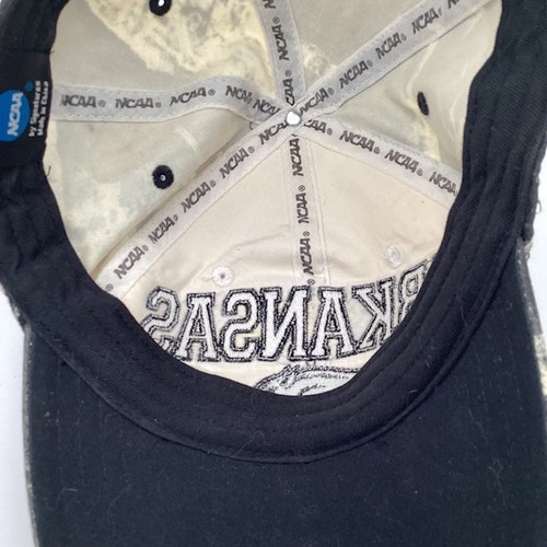 De Colección Estilo NCAA Arkansas Razorbacks Gorra de Pelota Sombrero Gris Negro Urbano Camuflaje Talla Única - Imagen 10 de 11