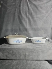 Corning Ware Blue Cornflower 1 Qt P-1-B With lid, And 1 3/4 Cup P-41-B Vintage