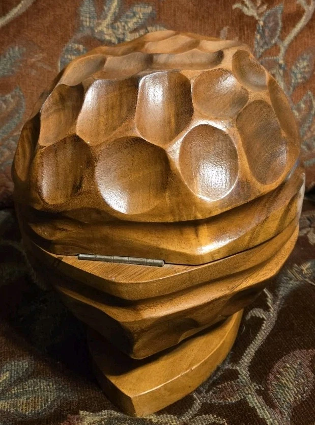 Enorme tazón de tuerca abatible en forma de nogal de colección Foto 3 de 4