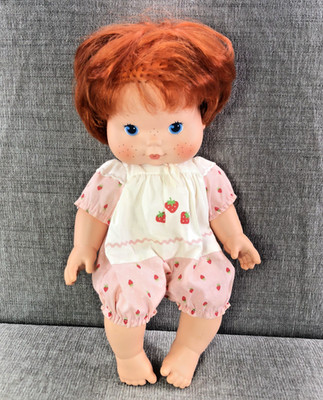 Vintage 1982 Kenner Strawberry Shortcake Baby Blow Kiss Doll-American Greetings