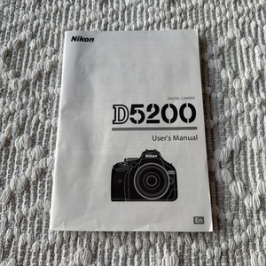 Nikon D5200 Digital Camera Basic Instruction manual( English ) NEW