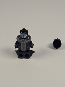 New BATMAN: PENGUIN FACE-OFF Lego 76010 SCUBA BATMAN Robot Penguins DUCK BOAT