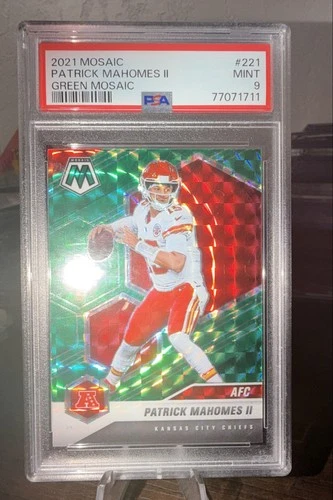 2021 Panini Mosaic - Variations AFC Patrick Mahomes II #221 Green Mosaic Prizm