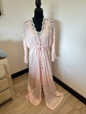 VTG JCP Peignoir Set XS Lacey Embroidered Coquette  Romantic Feminine Bridal