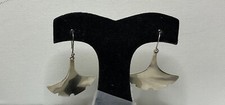 VINTAGE RUNWAY STYLE HEAVY SILVER METAL FAN SHAPED PIERCED EARRINGS JEWELRY