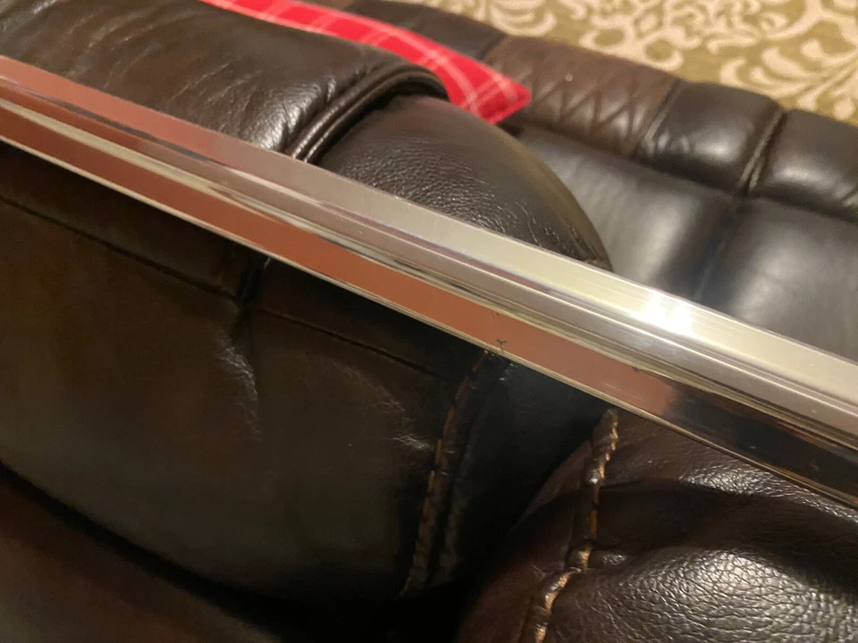 Ford Falcon Futura Deluxe 1962 2 puertas cuarto trasero lateral moldura de moldura de acero inoxidable nuevo de lote Foto 4 de 4