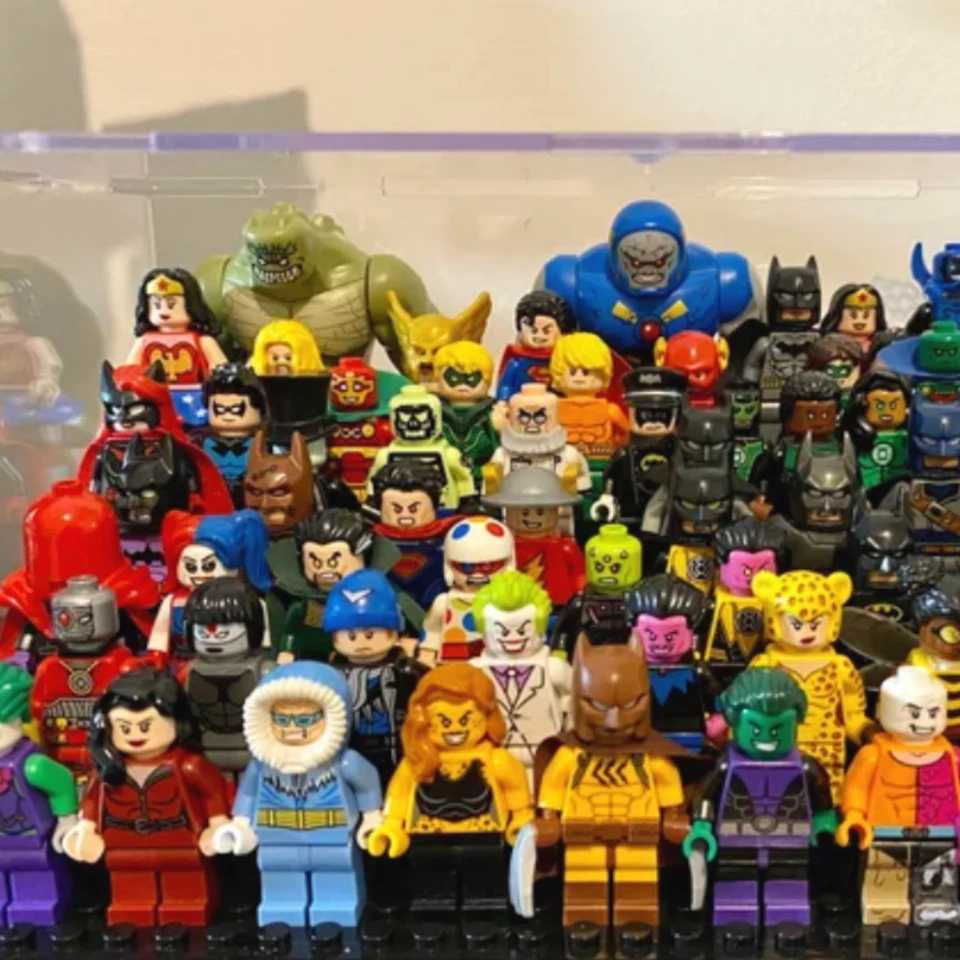 Bulk Lot of 5 Lego DC Minifigures Lego Green Lantern Cyborg Minifigs the Flash - Image 4 of 4