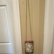 Mary Frances Beaded Floral Small Crossbody Handbag Gold Chain Zip Pink Lining