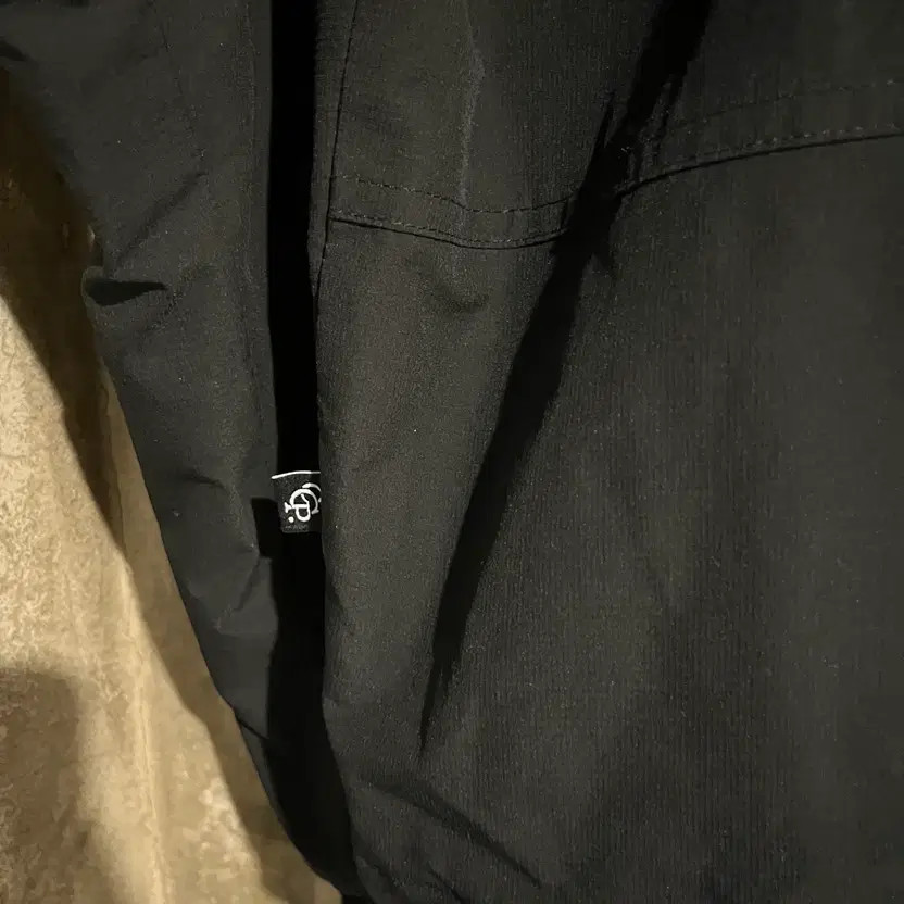 Codegraphy Windbreaker Jacket Men L Outdoor Light… - image 3