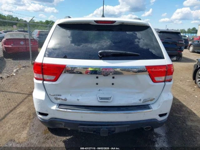 Used Left Headlight Assembly fits: 2013 Jeep Grand cherokee HID LHD Laredo L. Le - Image 4 of 4