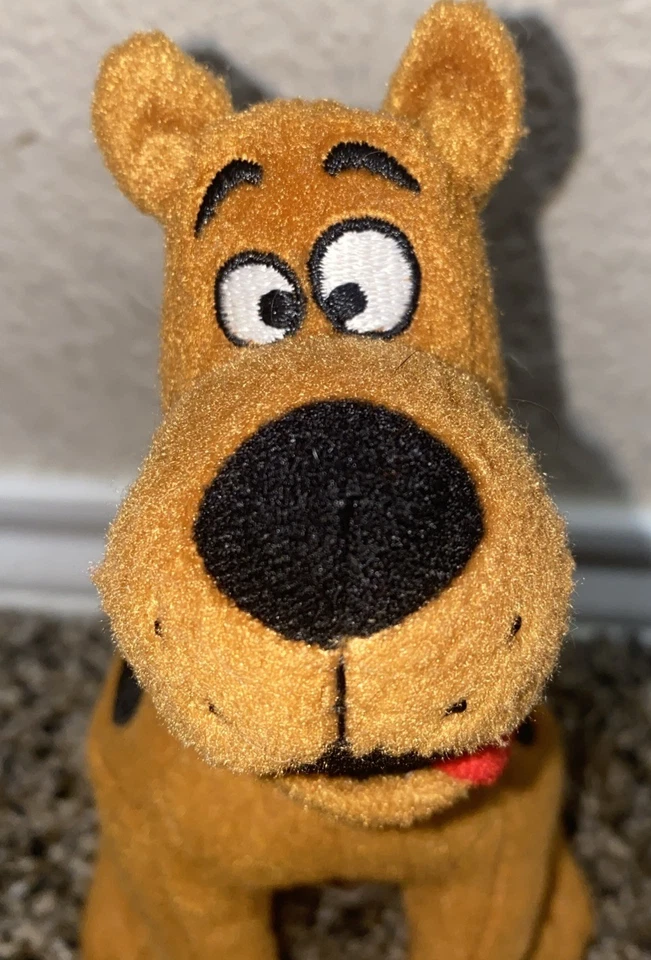 Peluche TY 7” Beanie Babies Scooby-Doo 2010 Foto 2 de 4